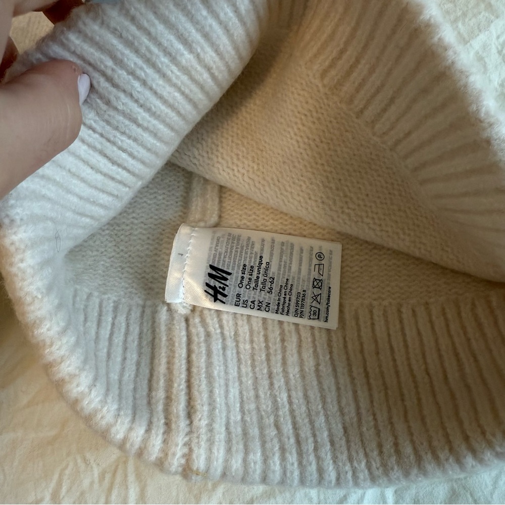Beanie - Picture 2 of 2